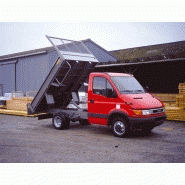 Camions bennes transporteur métallique sur véhicules utilitaires Camions bennes transporteur métallique sur véhicules utilitaires