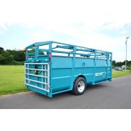 Remorque bétaillère compacte Rollvan 59 avec capacité optimale pour animaux