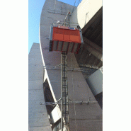Ascenseur de chantier 450kg - Transport vertical sécurisé et robuste
