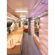 Camion Marché Panoramique Textile 12m – Présentoirs et Cabines – 760 – 12 mètres linéaires d'exposition sur deux niveaux