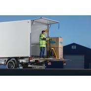 Z3N - Hayon élévateur Hiab Zepro - Capacité 750 kg - Pour véhicules 3,5T - Léger et compact Z3N - Hayon élévateur Hiab Zepro - Capacité 750 kg - Pour véhicules 3,5T - Léger et compact