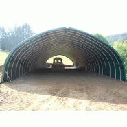Tunnel de stockage Basilique / ouvert / structure en acier / couverture en PVC / ancrage au sol avec platine / 10.30 x 9 x 4.16 m