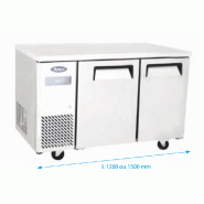 Table réfrigérée compacte positive - Profondeur 70 cm - Acier inoxydable AISI 430 - Modèles 2, 3 portes disponibles Table réfrigérée compacte positive - Profondeur 70 cm - Acier inoxydable AISI 430 - Modèles 2, 3 portes disponibles
