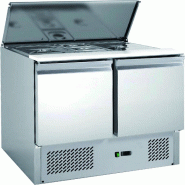 Saladette réfrigérée à 2 portes. Thermostat électronique. Dégivrage automatique. Dimensions 90x70x85(h) cm. ForCold by FIMAR G-S900-FC - 236