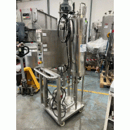Cuve chauffant skid d'occasion avec pompe centrifuge - référence : c8304