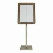 Securit® Set de présentoir de menu – Finition en bois de noyer – Affiche 4xA4 – 23,6 kg - marron inox ECM-125-4A4WAL-COMP Securit® Set de présentoir de menu – Finition en bois de noyer – Affiche 4xA4 – 23,6 kg - marron inox ECM-125-4A4WAL-COMP