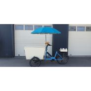 La Guitoune "La Michel" standard. Triporteur éléctrique aménagé pour "aller-vers". Formation d'équipe.