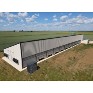Bâtiment d'élevage monopente en acier galvanisé, pouvant recevoir une centrale photovoltaïque Bâtiment d'élevage monopente en acier galvanisé, pouvant recevoir une centrale photovoltaïque