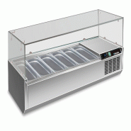Vitrine réfrigérée en acier inoxydable pour 6 GN1/3. Température +2°C/+8°C. Thermostat électronique. Dimensions LxPxH 150x39,5x43,5 cm. RWX1502 - 4645