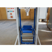 Ensacheuse gravitaire VAG 05 - pour sacs valves 25kg de billes plastiques, déplaçable sur roulettes