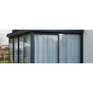 Véranda classique en aluminium - Isolante et personnalisable - 13 formes différentes de toiture Véranda classique en aluminium - Isolante et personnalisable - 13 formes différentes de toiture