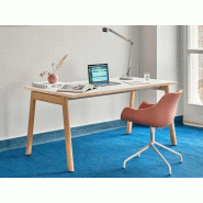 Bureau individuel Ward avec pieds en bois massif de hêtre Bureau individuel Ward avec pieds en bois massif de hêtre