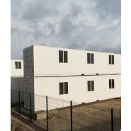 Container base de vie militaire résistant, transportable et sécurisé pour un niveau de confort optimal Container base de vie militaire résistant, transportable et sécurisé pour un niveau de confort optimal