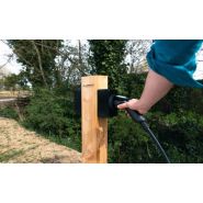 Borne de recharge pour voiture électrique en bois  - Puissance 7kW / 11kW / 22kW_1