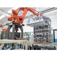 T-rex - Palettiseur compact Clevertech France avec deux fourches rétractables pour palettisation automatique_1