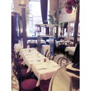 Monte-charge à trappe embarquée