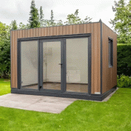Studio de jardin reconditionné 12 m² - Isolation PIR 100 mm - Finition bois berlinois & RAL 7016 - Grandes surfaces vitrées - Électricité intégrée - Sol vinyle chêne