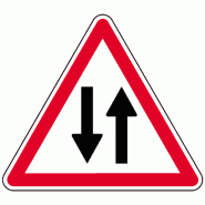 Panneau A18 - Circulation dans les deux sens