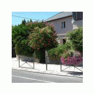 Barrière CHATELET - Longueur 110cm - Hauteur 105cm - Tube acier - Peinture polyester sur primaire époxy antirouille Barrière CHATELET - Longueur 110cm - Hauteur 105cm - Tube acier - Peinture polyester sur primaire époxy antirouille