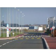 Ralentisseur de vitesse modulaire - Ack Forankra - 1000 x 430 x 60 mm - Haute résistance et visibilité_1