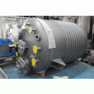 Réacteur inox 316 5 000 litres neuf avec demi tige