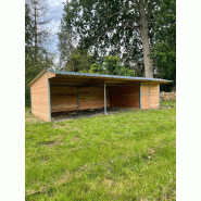 Box et abri en poteaux métal - BOX021 - LCI Cheval - robustesse et confort pour chevaux