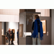 Vitrine cloche muséographique  sur mesure et fabriquée en France