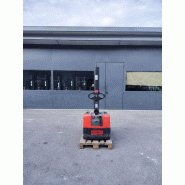 Gerbeur électrique BT HWE100 E001916 - disponible en occasion et en location de courte à longue durée Gerbeur électrique BT HWE100 E001916 - disponible en occasion et en location de courte à longue durée