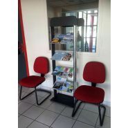 Porte-brochures Pacific - Guinaudeau - Hauteur 1600mm - Design fibracolor et aluminium, 4 niveaux de stockage Porte-brochures Pacific - Guinaudeau - Hauteur 1600mm - Design fibracolor et aluminium, 4 niveaux de stockage