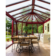 Véranda au style victorien sur mesure en aluminium - Options d'ornementations au choix Véranda au style victorien sur mesure en aluminium - Options d'ornementations au choix