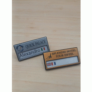 Badge en finition métallique B WINDOW