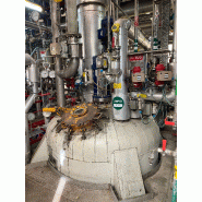 Réacteur et chambres aguilar inox 316 7 000 litres avec agitation et veste + colonne de distillation d'occasion - référence                        :                         c9188