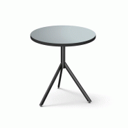 Table Flip'Up avec plan de travail rabattable en stratifié haute résistance Table Flip'Up avec plan de travail rabattable en stratifié haute résistance