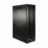 Armoire rack profonde SmartRack 42U avec portes et panneaux latéraux Armoire rack profonde SmartRack 42U avec portes et panneaux latéraux