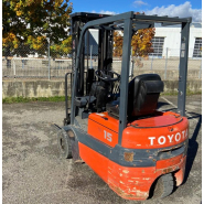 Toyota Traigo 48 3 roues 1,5t - Chariots frontaux électriques