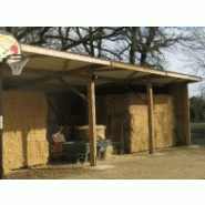 Abri de stockage / structure en bois / toiture en bacacier / bardage en bois / avec fondation