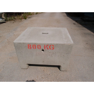 Bloc de béton moulé empilable - Masse 800kg Lestage -REF2190800