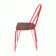 Chaise en métal rouge et assise bois L44.5 x P55 x H102 cm