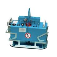 Palonnier à ventouses électrique manutention de dalles de béton GAMMA LEVATOR - 800 kg Location_0