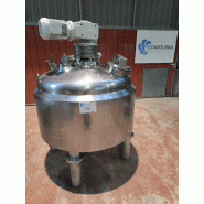 Cuve en acier inoxydable 550 litres avec double enveloppe et agitation avec racleurs