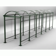 Abri piéton avec toiture en polycarbonate alvéolaire