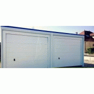 Garage double béton / toit plat / porte sectionnelle verticale / blanc
