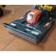 Gyrobroyeur hydraulique avec attelage universel Toro Dingo