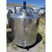 Cuve ETA 1000 L - CUV449 - Inox 304L avec agitation tri-pâle et pendulaire Cuve ETA 1000 L - CUV449 - Inox 304L avec agitation tri-pâle et pendulaire