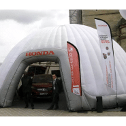 Dôme gonflable ou igloo pour le marketing