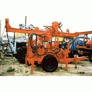 Foreuse recherche eau - Montée sur porteur MAN 6x6 - Entrainement moteur porteur - Tête hydraulique - Mât pour tige de 6000 mm Foreuse recherche eau - Montée sur porteur MAN 6x6 - Entrainement moteur porteur - Tête hydraulique - Mât pour tige de 6000 mm