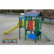 Structure pour aire de jeux - La Tour Météorite multi-jeux pour enfants à partir de 3 ans Structure pour aire de jeux - La Tour Météorite multi-jeux pour enfants à partir de 3 ans