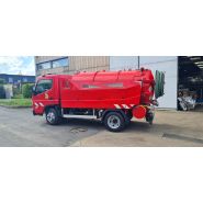 Hydrocureur efficace, robuste et Agile - citerne en aluminium d'épaisseur 5 mm d'une capacité totale de 3900 litres - PANORAMAX Hydrocureur efficace, robuste et Agile - citerne en aluminium d'épaisseur 5 mm d'une capacité totale de 3900 litres - PANORAMAX