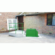 Petite plateforme verticale  - installation intérieure et extérieure - pour fauteuil roulant - Wessex SP 500