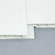 Lambris pvc alvéolaire blanc lisse et étanche - alimentaire Lambris pvc alvéolaire blanc lisse et étanche - alimentaire
